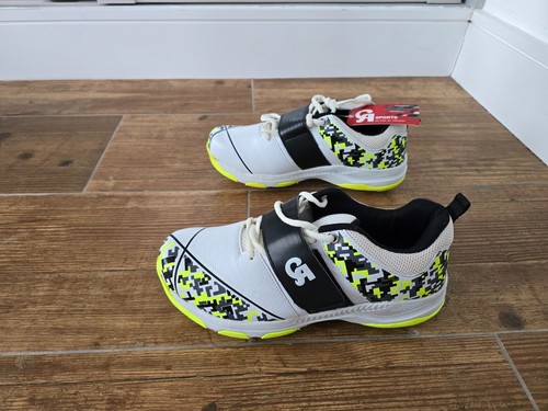 New cricket spikes - cricket, uk